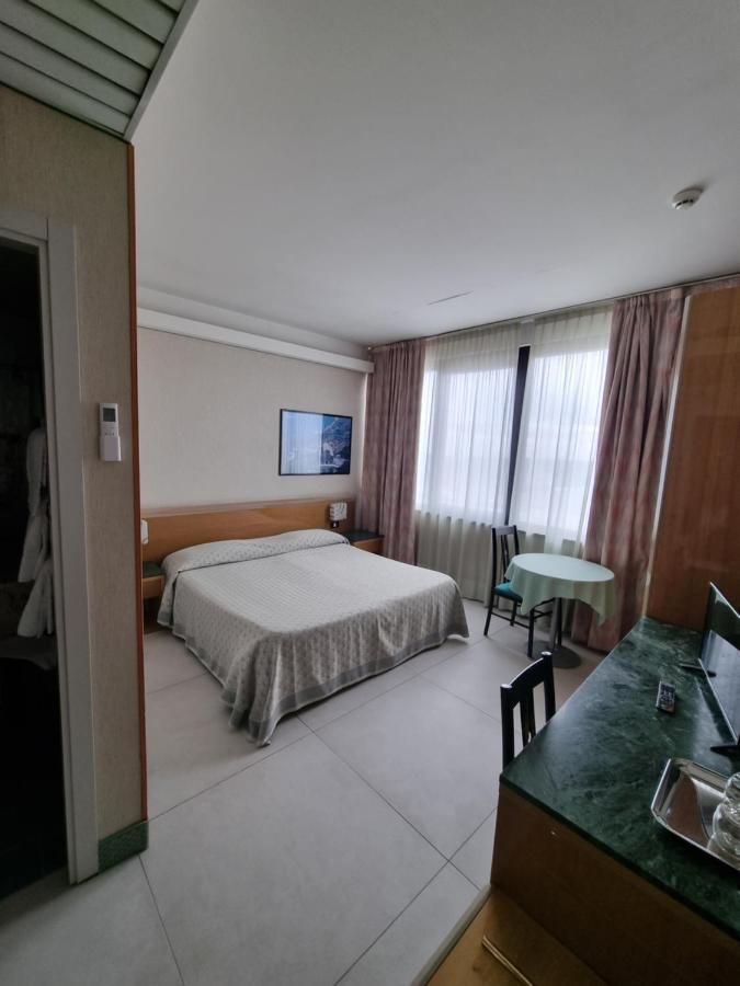 Hotel Thema Rocca San Giovanni Esterno foto