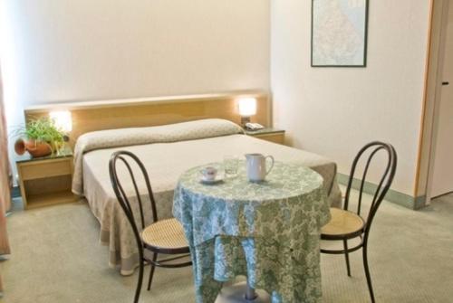 Hotel Thema Rocca San Giovanni Esterno foto